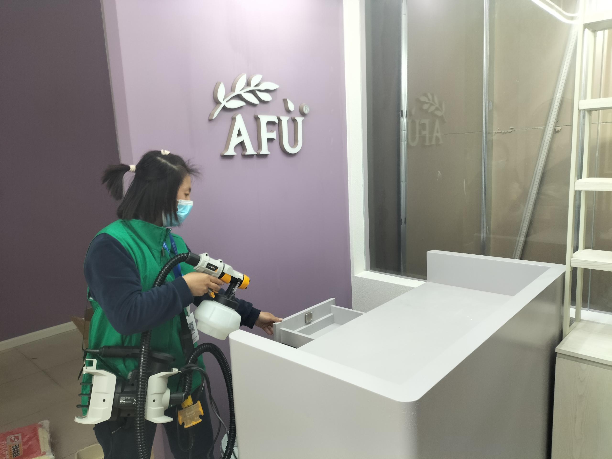 明水青岛永旺广场三楼店铺除甲醛甲醛治理公司